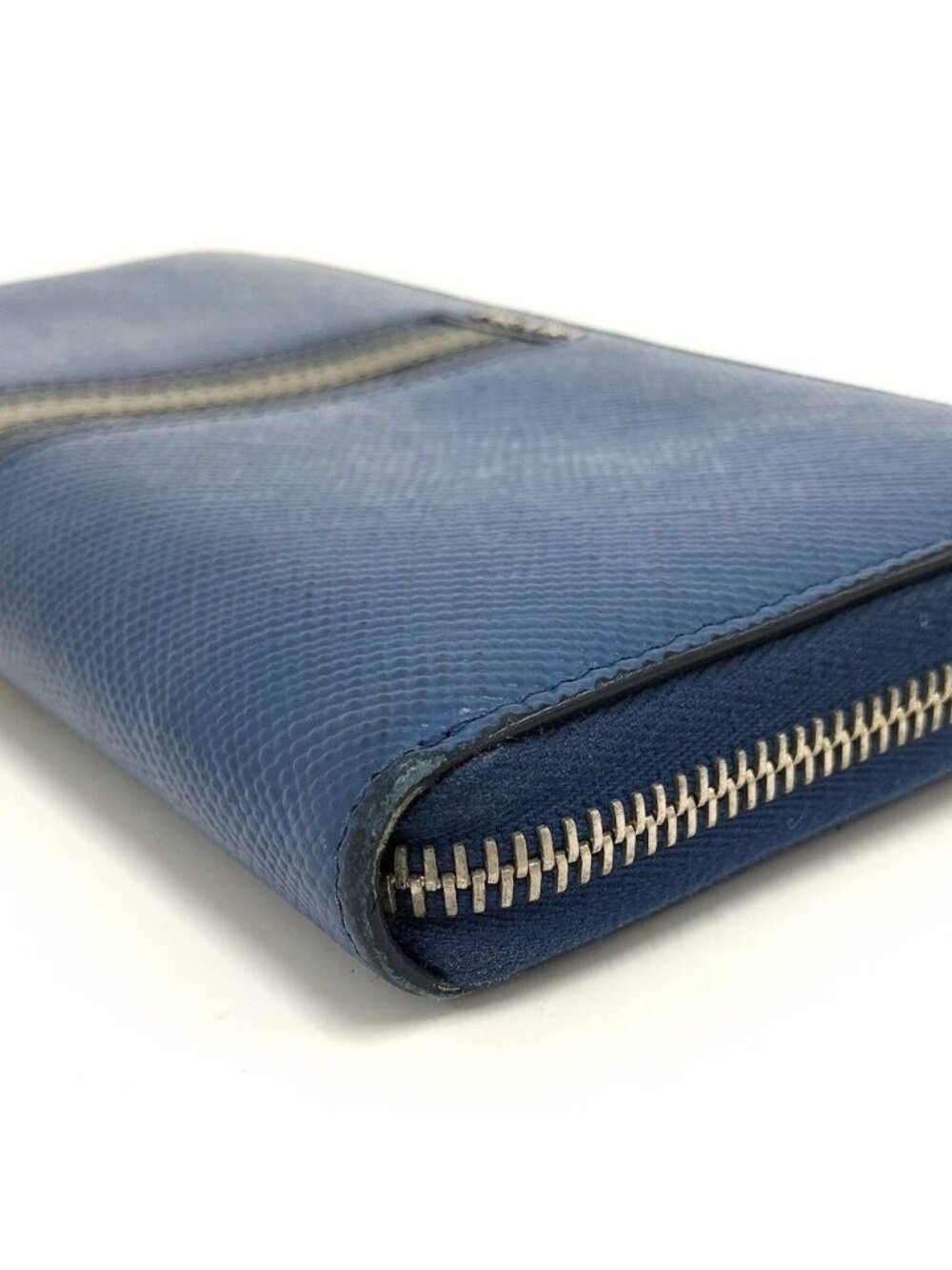 Prada Zip Around Wallet Saffiano Leather Blue - Picture 4 of 10